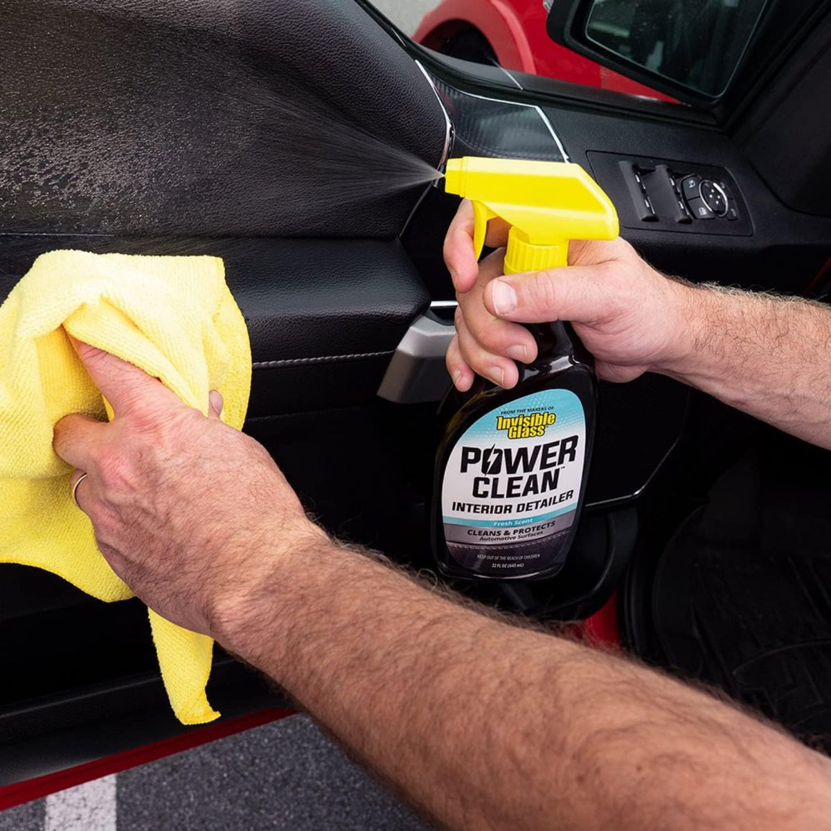 Invisible Glass 92024 Power Clean Automotive Interior Detailer Cleaner Protectant and Conditioner to Restore Interior Surfaces Prevent Fading, 22 Fl Oz, Pack of 1