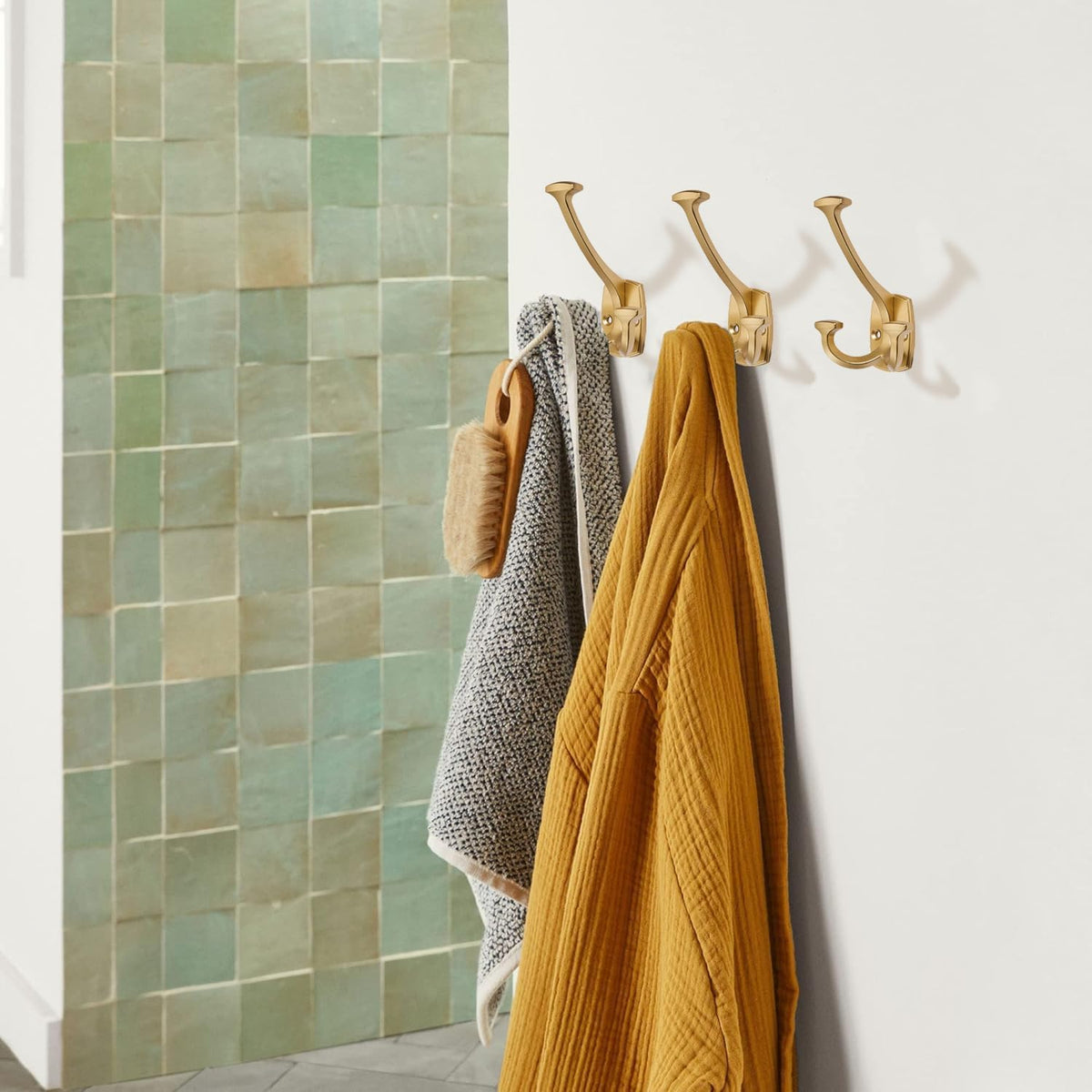 Large Wall Double-Sided Hook 5 Pack Gold Hook Decorative Heavy Duty Solid Large Coat Hooks for Towel Hanging Coats Robe Towel Bags Door Back 2 Prong Hooks