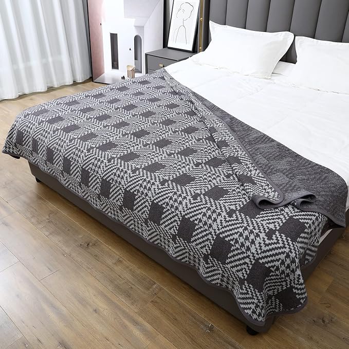 PuTian Merino Wool Blanket - 63" x 51" Thick Warm Soft Twin Bed Throw - Great for Camping, Outdoors, Travel, Car, Couch, All Seasons Houndstooth Grey